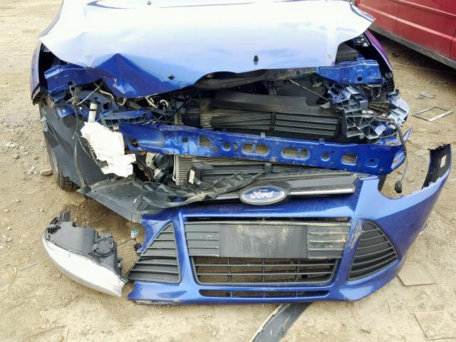 1FADP3F21EL303954 - 2014 FORD FOCUS SE BLUE photo 9