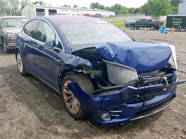 5YJXCAE29JF114166 - 2018 TESLA MODEL X BLUE photo 1