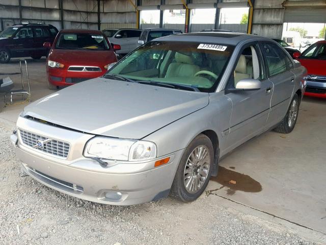 YV1TS92D541362234 - 2004 VOLVO S80 GOLD photo 2