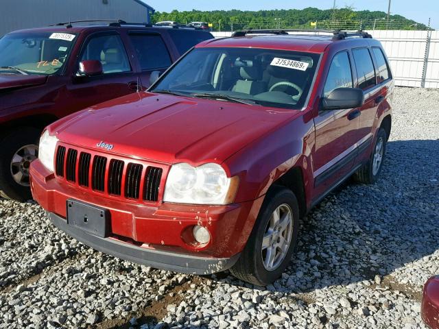 1J4GR48K15C539924 - 2005 JEEP GRAND CHER RED photo 2