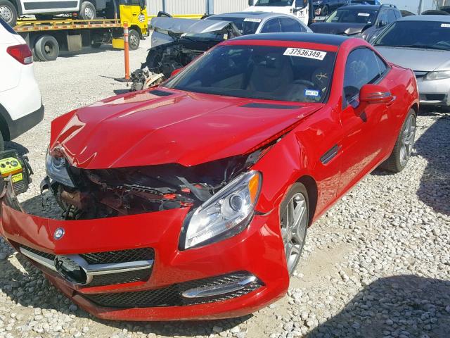 WDDPK4HA0FF104934 - 2015 MERCEDES-BENZ SLK 250 RED photo 2