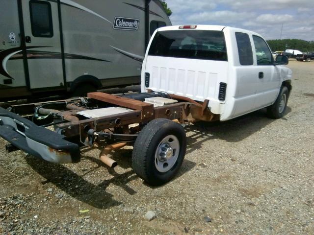 1GCGC29U2YE331099 - 2000 CHEVROLET SILVERADO WHITE photo 4