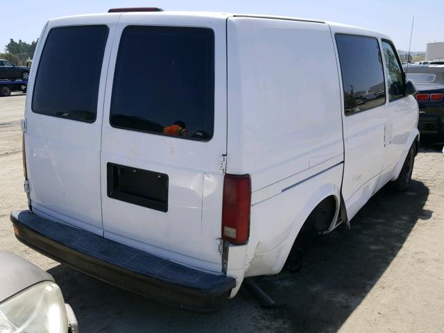 1GCDM19W2TB126176 - 1996 CHEVROLET ASTRO WHITE photo 4