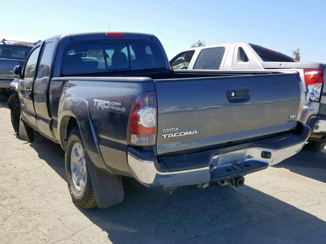 5TFTU4GN8DX030063 - 2013 TOYOTA TACOMA PRE GRAY photo 3