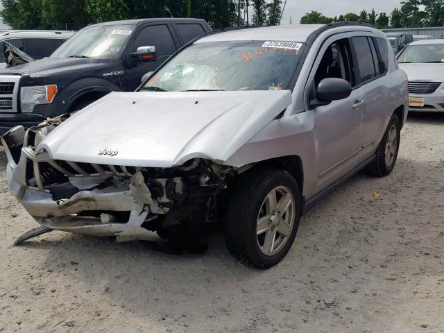 1J4NT4FB5AD541112 - 2010 JEEP COMPASS SP ვერცხლისფერი ფოტო 2