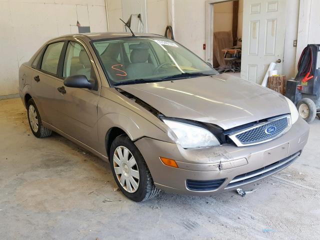 1FAFP34N65W176025 - 2005 FORD FOCUS ZX4 BEIGE photo 1