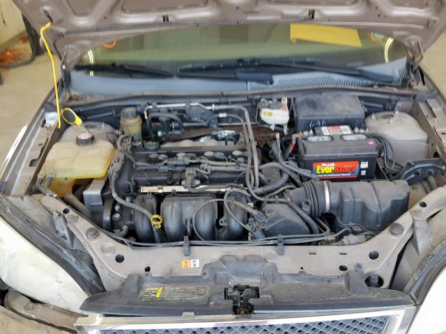 1FAFP34N65W176025 - 2005 FORD FOCUS ZX4 BEIGE photo 7