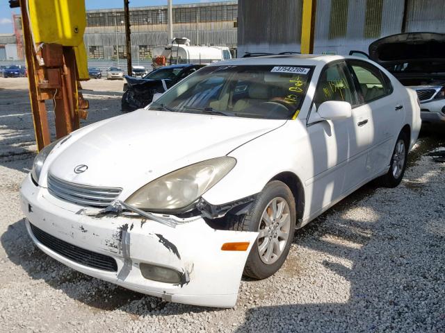 JTHBA30G145004876 - 2004 LEXUS ES 330 WHITE photo 2