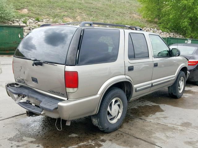 1GNDT13W0Y2150549 - 2000 CHEVROLET BLAZER BEIGE photo 4