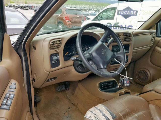 1GNDT13W0Y2150549 - 2000 CHEVROLET BLAZER BEIGE photo 9