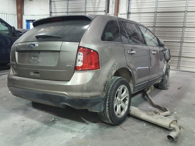 2FMDK3JC0DBA22957 - 2013 FORD EDGE SEL GOLD photo 4