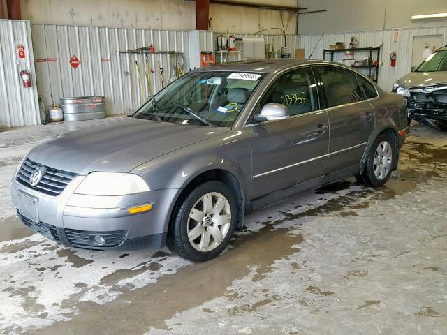 WVWAD63B45E077991 - 2005 VOLKSWAGEN PASSAT GLS GRAY photo 2