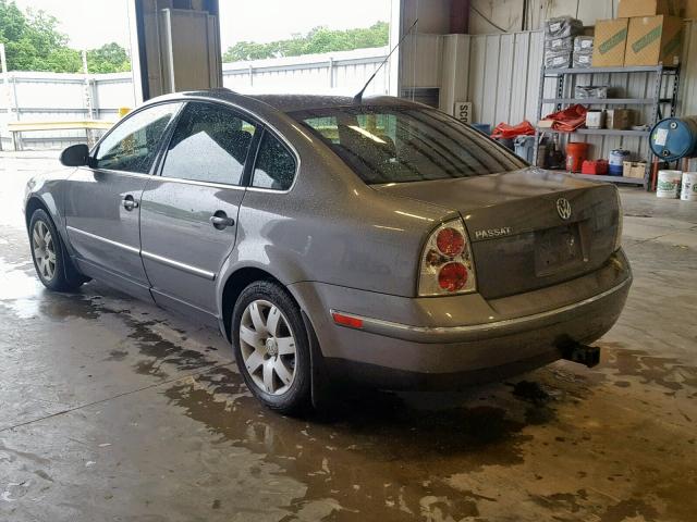 WVWAD63B45E077991 - 2005 VOLKSWAGEN PASSAT GLS GRAY photo 3