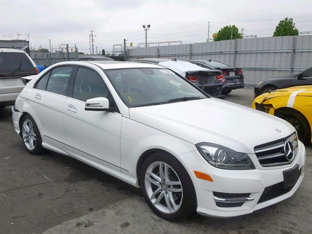 WDDGF4HB4EA899382 - 2014 MERCEDES-BENZ C 250 WHITE photo 1