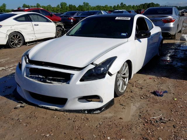 JNKCV64E88M111826 - 2008 INFINITI G37 BASE WHITE photo 2