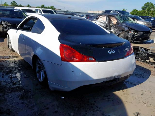 JNKCV64E88M111826 - 2008 INFINITI G37 BASE WHITE photo 3