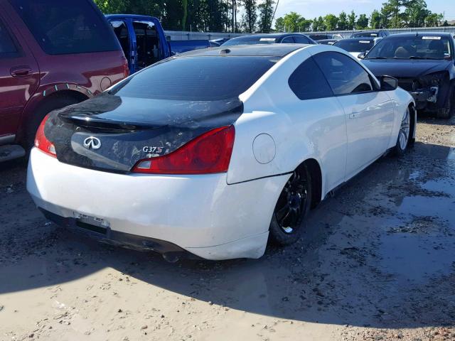 JNKCV64E88M111826 - 2008 INFINITI G37 BASE WHITE photo 4