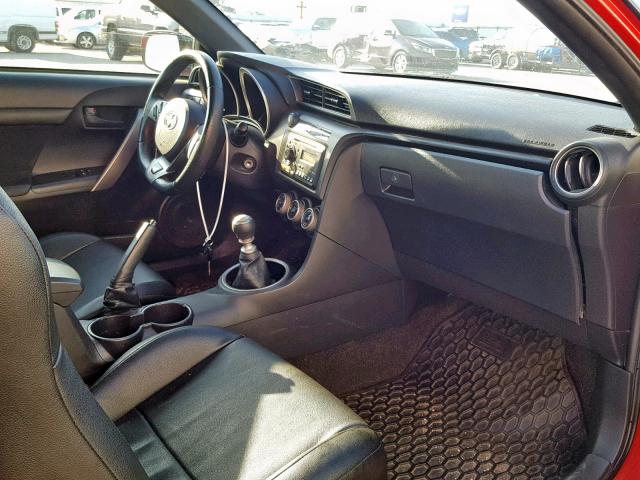 JTKJF5C72D3054065 - 2013 TOYOTA SCION TC RED photo 5