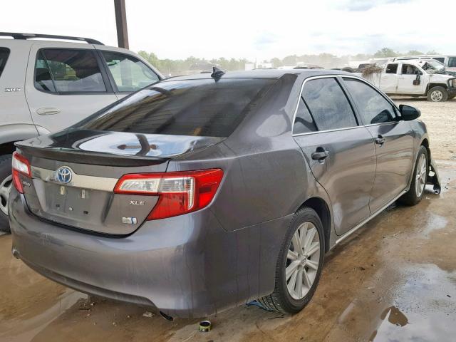 4T1BD1FK2EU112824 - 2014 TOYOTA CAMRY HYBR GRAY photo 4