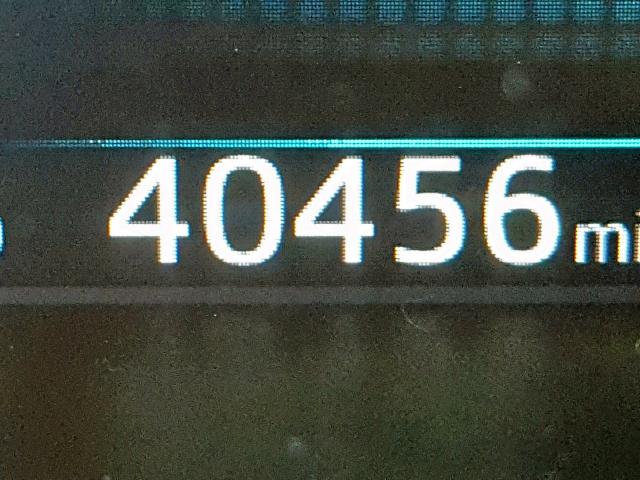 JTDKARFP7H3016527 - 2017 TOYOTA PRIUS PRIM 石墨色 照片 8