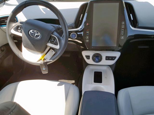 JTDKARFP7H3016527 - 2017 TOYOTA PRIUS PRIM 石墨色 照片 9