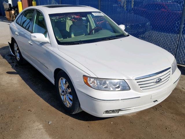 KMHFC46F97A229667 - 2007 HYUNDAI AZERA SE WHITE photo 1