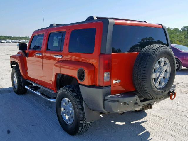 5GTEN13E988161523 - 2008 HUMMER H3 ORANGE photo 3