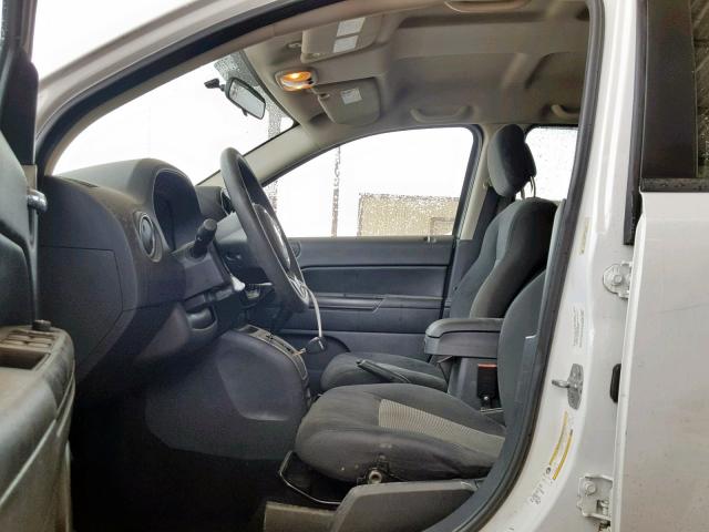 1J4NT1FB3BD271510 - 2011 JEEP COMPASS SP თეთრი ფოტო 5