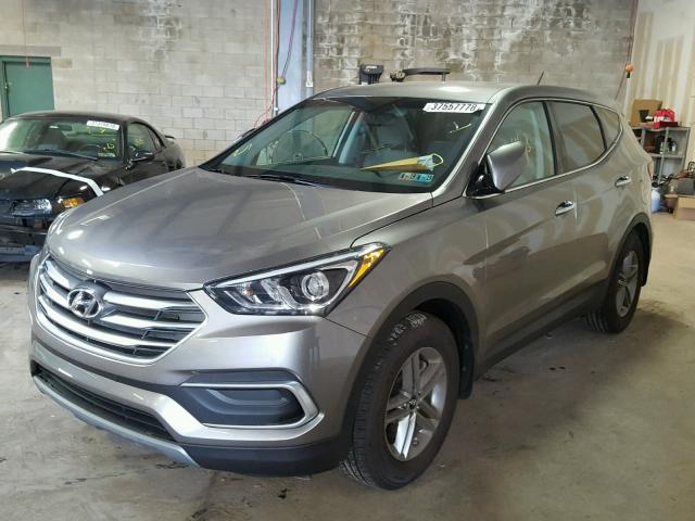 5NMZTDLB6JH102634 - 2018 HYUNDAI SANTA FE S SILVER photo 2