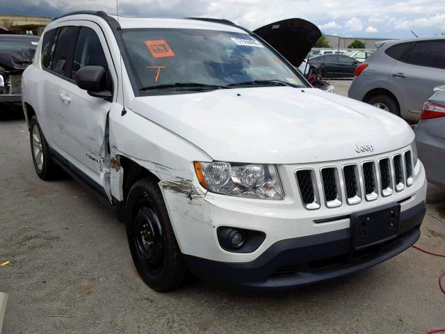 1J4NF1FB8BD282980 - 2011 JEEP COMPASS SP თეთრი ფოტო 1