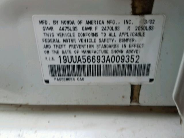 19UUA56693A009352 - 2003 ACURA 3.2TL WHITE photo 10