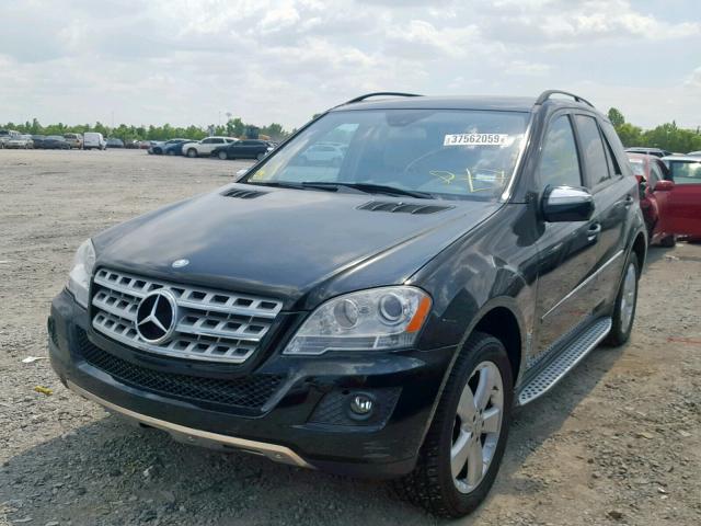 4JGBB86E39A483085 - 2009 MERCEDES-BENZ ML 350 BLACK photo 2