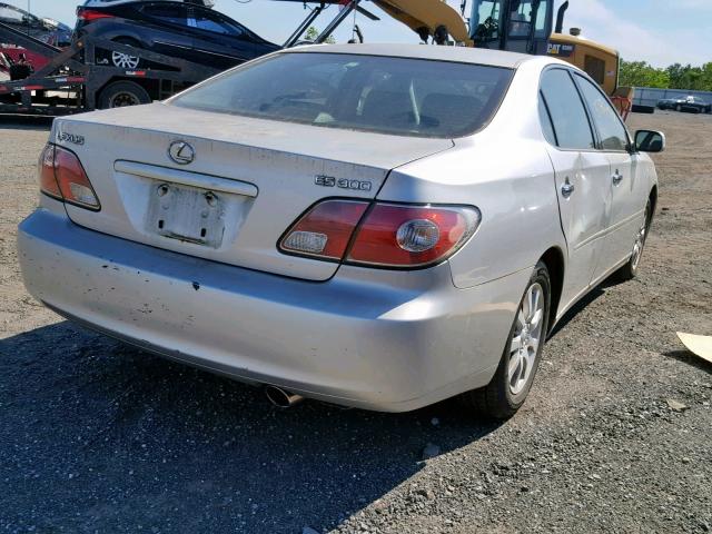 JTHBF30G420022493 - 2002 LEXUS ES 300 SILVER photo 4