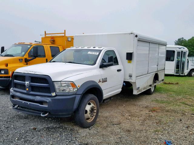 3C7WRMCL5EG175699 - 2014 RAM 5500 WHITE photo 2