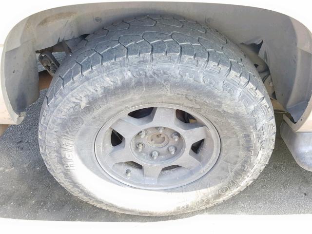 1GKFK16Z06J137978 - 2006 GMC YUKON XL K GRAY photo 9