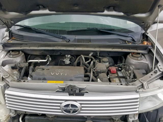 JTLKT324964069485 - 2006 TOYOTA SCION SILVER photo 7