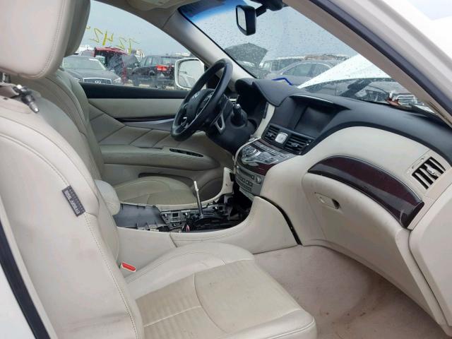 JN1AY1AP2BM520200 - 2011 INFINITI M56 WHITE photo 5