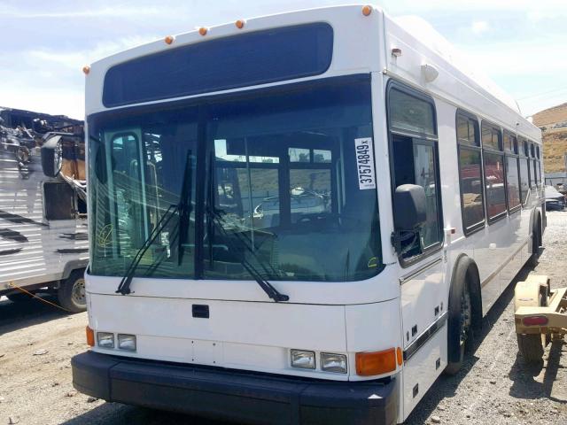 1N90401542A140533 - 2002 NORTH AMERICAN BUS INDUST BUS WHITE photo 2