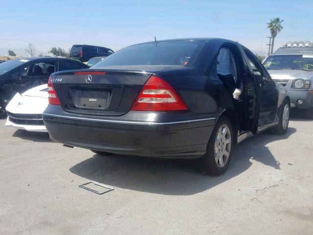 WDBRF61J05A686654 - 2005 MERCEDES-BENZ C 240 BLACK photo 4