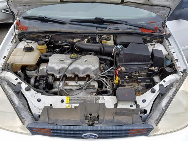 1FAFP33P0YW263314 - 2000 FORD FOCUS LX WHITE photo 7