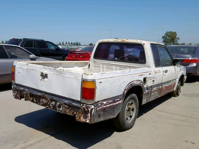 JM2UF3134J0381312 - 1988 MAZDA B2200 CAB BEIGE photo 4