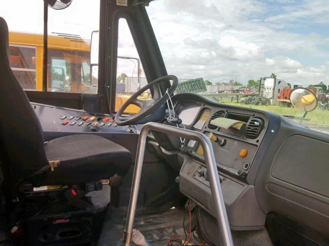 4UZABRCS57CX52619 - 2007 FREIGHTLINER CHASSIS B2 黄色 照片 5