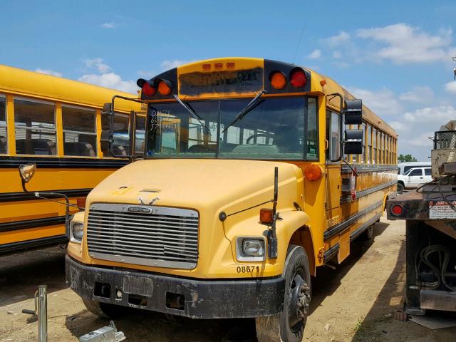 4UZAAXDH96CV69765 - 2006 FREIGHTLINER CHASSIS FS YELLOW photo 2