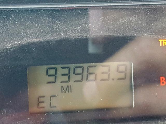 4UZAAXDH96CV69765 - 2006 FREIGHTLINER CHASSIS FS YELLOW photo 8