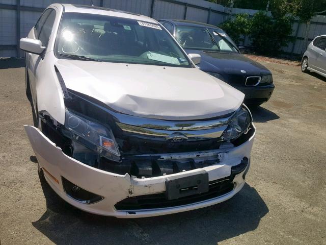 3FADP0L37CR439662 - 2012 FORD FUSION HYB WHITE photo 9