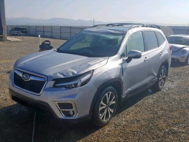 JF2SKASC2KH438234 - 2019 SUBARU FORESTER L SILVER photo 2