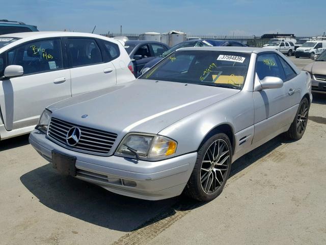 WDBFA68F3XF187579 - 1999 MERCEDES-BENZ SL 500 SILVER photo 2