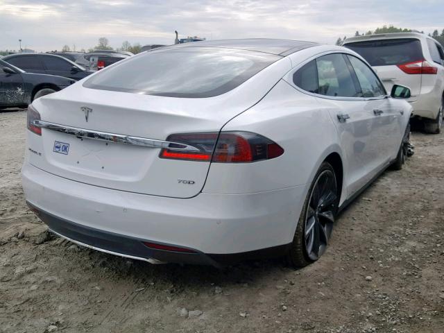 5YJSA1E28FF119866 - 2015 TESLA MODEL S თეთრი ფოტო 4