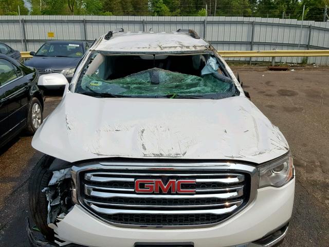 1GKKNSLS3HZ273593 - 2017 GMC ACADIA SLE WHITE photo 9