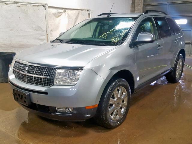 2LMDU88C57BJ34790 - 2007 LINCOLN MKX SILVER photo 2